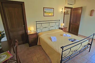 Bellissima villetta a Urbania con piscina
