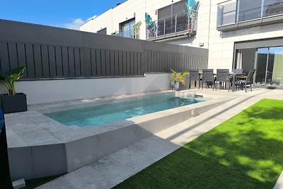 Strandvilla Vilanova für 8 Personen