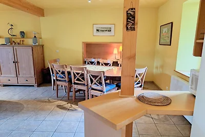 Fattoria a Pfaffenhofen con piscina interna