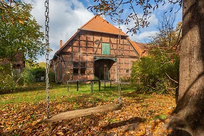 Historischer Fachwerk-Bauernhof in...