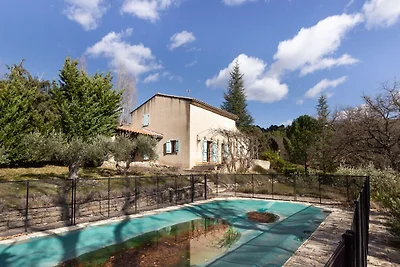Serena Villa in Saignon mit privatem Pool
