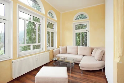 Villa in Gr�nhainichen-Borstendorf