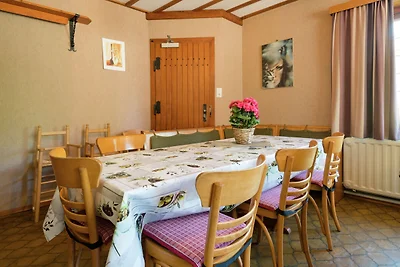 Moderna casa vacanze ad Amel con giardino