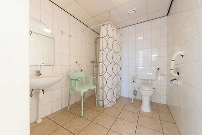 Gepflegter Bungalow mit Kamin, 4 km bis...