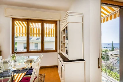 Comfy Giovo Home