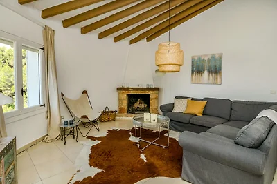 Villa im Ibiza-Stil in Moraira mit privatem...