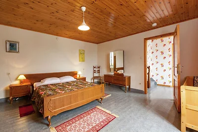 Ferienhaus in Bastogne mit Garten