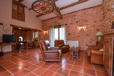 Schönes Ferienhaus mit eingezäuntem Pool