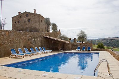 Accogliente villa a Lloberola con piscina