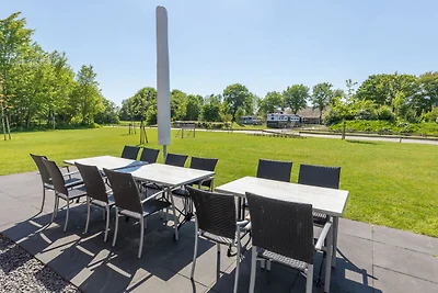 Luxuriöse Villa mit 6 Bädern in einem...