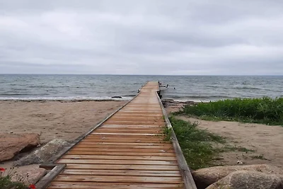 Luxuriöse Poolvilla am Meer