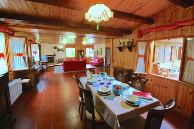 Hübsches Chalet in Città di Castello mit Pool