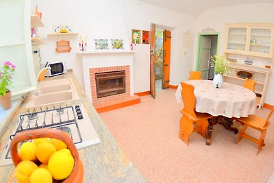 Bellissimo cottage a Massarosa con vista lago
