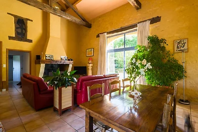 Geräumiges Ferienhaus mit privatem Pool