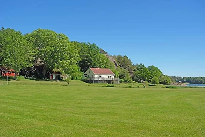 Ferienhaus am Meer mit Balkon und Grill