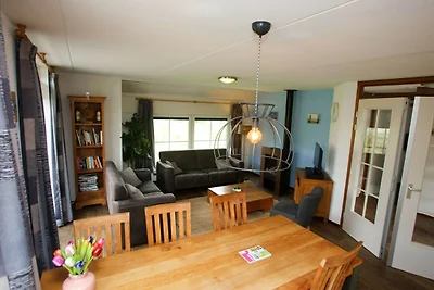 Renoviertes Landhaus mit Geschirrspüler auf T...