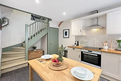 Headline, TEST PROPERTY 111