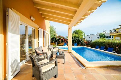 Geräumige Villa mit privatem Pool in Alcudia,...
