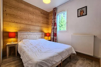 Geräumige und helle Wohnung · Zentrum des Res...