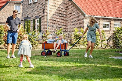 Villa in Roggel met zeestrand