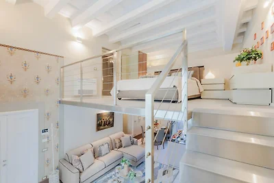 Appartement aan het plein Piazza San Michele
