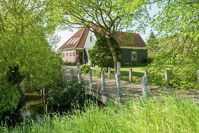 Geräumiges Bauernhaus in waldreicher Umgebung