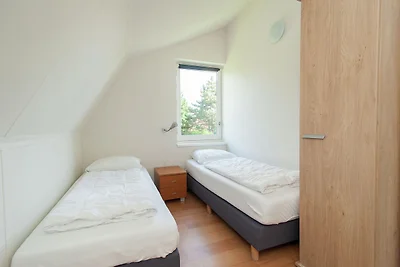 Dom wakacyjny blisko wybrzeża i lasu