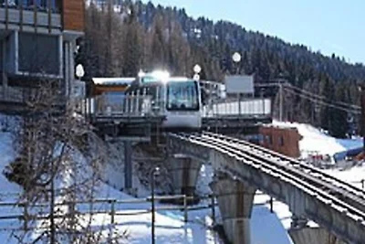 Sehr angenehme 2-Zimmer-Wohnung mit Bergecke,...