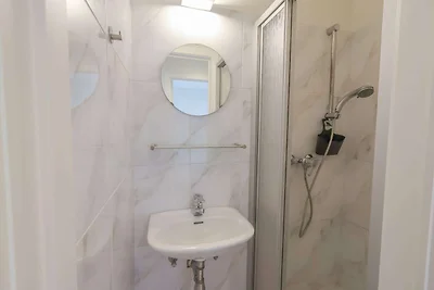 Appartement met 2 kamers en garage
