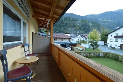 Cozy apartment in Oetz near Centre