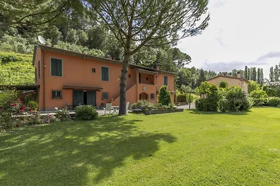 Luxuriöses Ferienhaus mit Schwimmbad