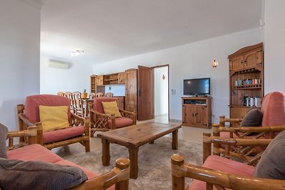 Ruhige Villa in Albufeira mit eigenem Pool