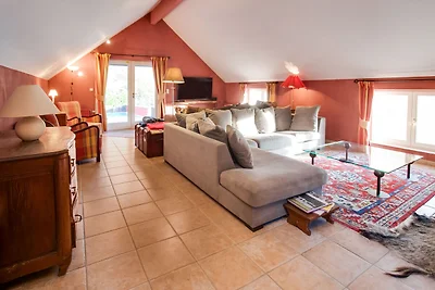 Ferienhaus in Sosoye mit Pool