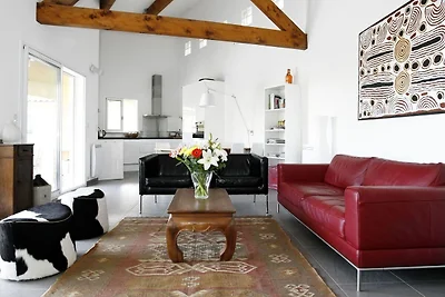 Moderne Villa mit eigenem Pool in Roquebrun