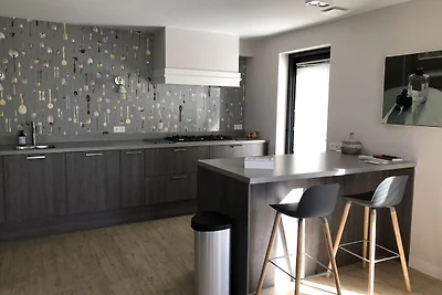 Lodge moderno con microonde combinato