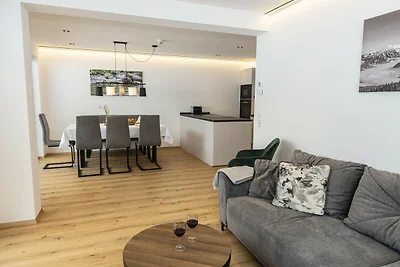 Alpenapartment mit Aussicht und Garten