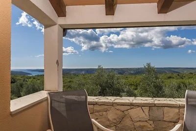 Villa in Koromacno mit Barbecue und Wifi