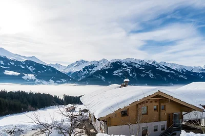 Apartment in Hollersbach near Ski Lift