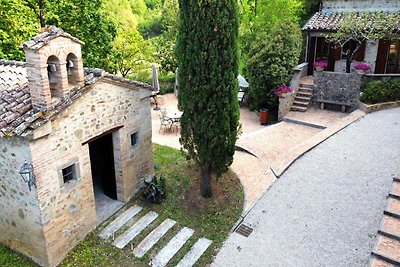 Zomerhuis in Montecastelli met tuin