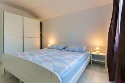 Appartamento in casa con terrazza coperta