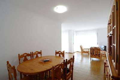 Apartment für acht Personen in Strandnähe