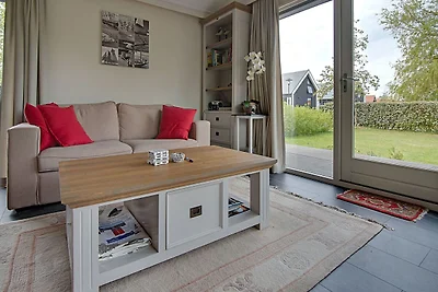 Ferienhaus in Kattendijke mit Garten