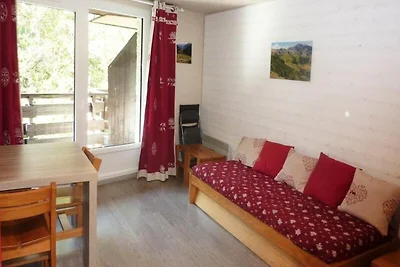 Appartement in Prébois met Boszicht