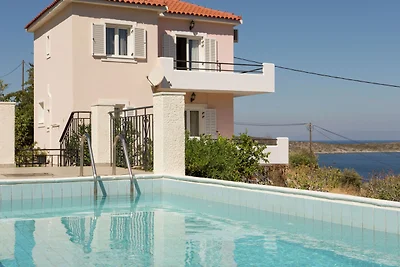 Bellissima villa ad Agia Paraskevi Samos