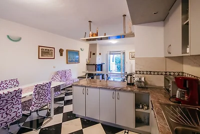 Casa vacanze a Jasenice con giardino