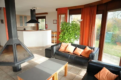 Bellissima Casa Vacanze a Somme-Leuze con...