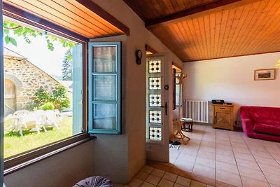Bella villa nel Parc des Volcans d'Auvergne