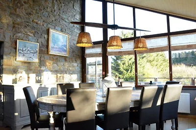 Luxuriöses Ferienhaus in Redu mit Pool
