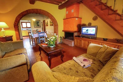 Weelderig Boerderij in het hart van Toscane