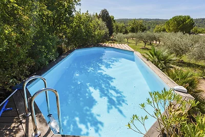 Moderna casa vacanze con piscina privata